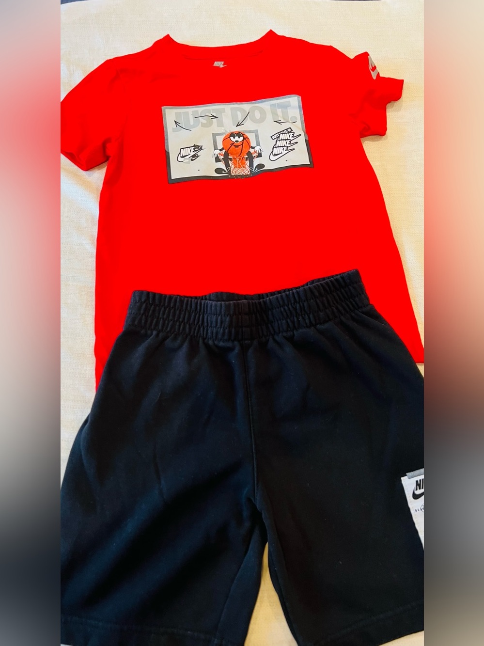 Nike Kids' Red Graphic Tee and Black Shorts Set size 6 boys